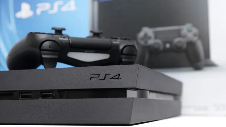 PS4