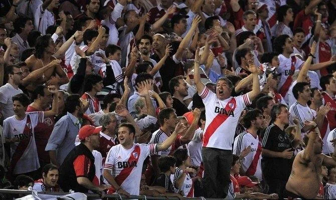 1434289517_hinchas-river