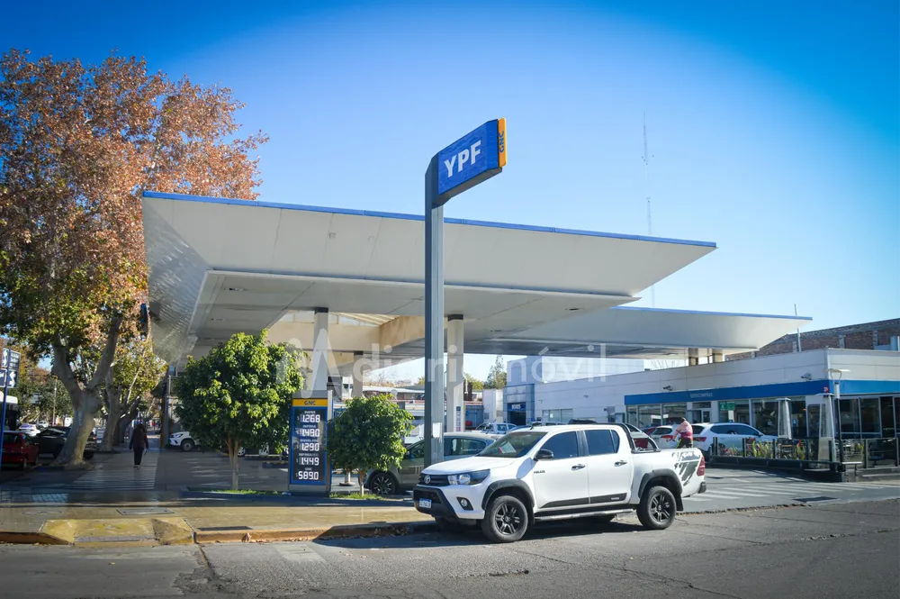 YPF nafta combustible