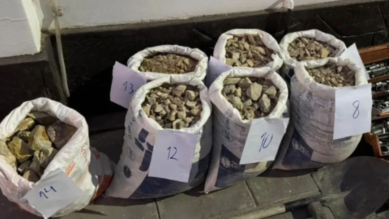 f1280x720-261392_393067_5050