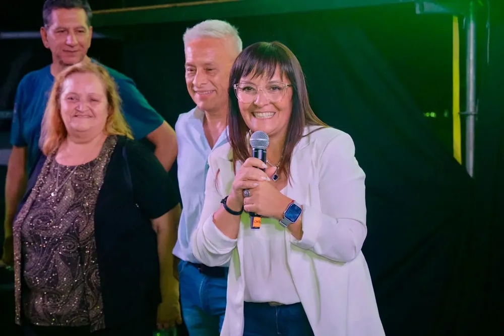 74ac3734-db48-4df4-8192-fcebc81d8392