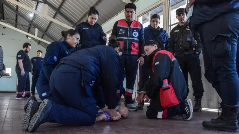 Policías