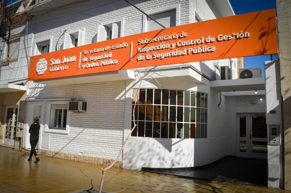 9c9cb18a-0631-4557-981a-9b0a5a1fb1fa