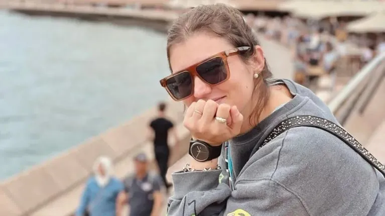 Carla aseguró que el esfuerzo laboral es solo para extender la visa y ahorrar dinero (Foto: Instagram @carbeltramini).