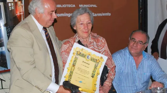Carmen Lucero 