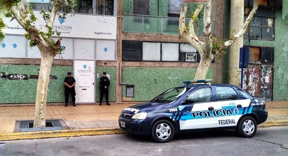 c9e3724a-fcd9-43b6-a4ea-ec4374f1c66e