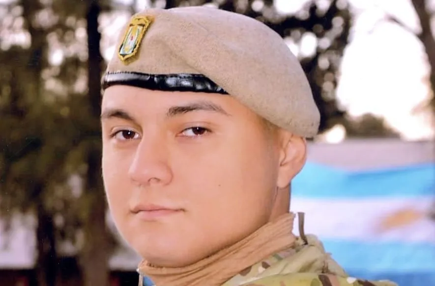 21dc2e56-2784-4310-b398-40310d2e5bf9