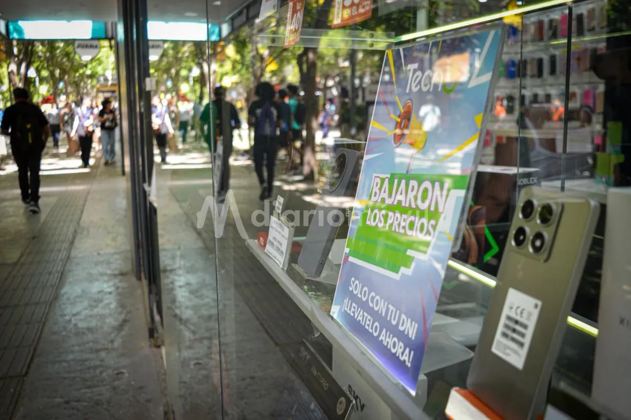 comercio celulares peatonal