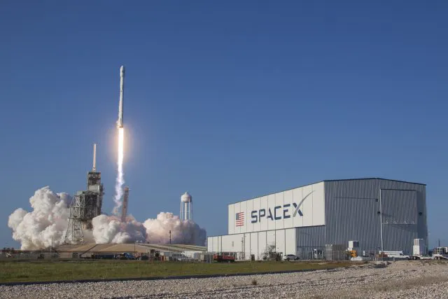 turista-espacial-spacex