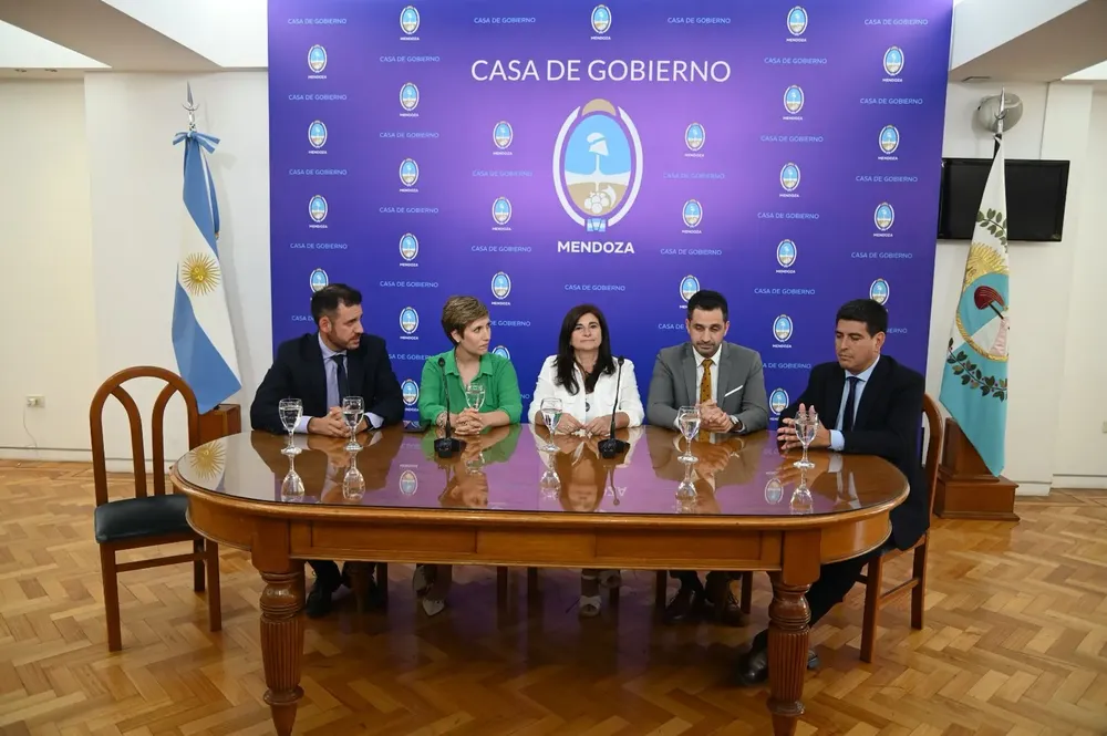 d9fc2480-14e8-44de-a469-0bb2f532d4d7