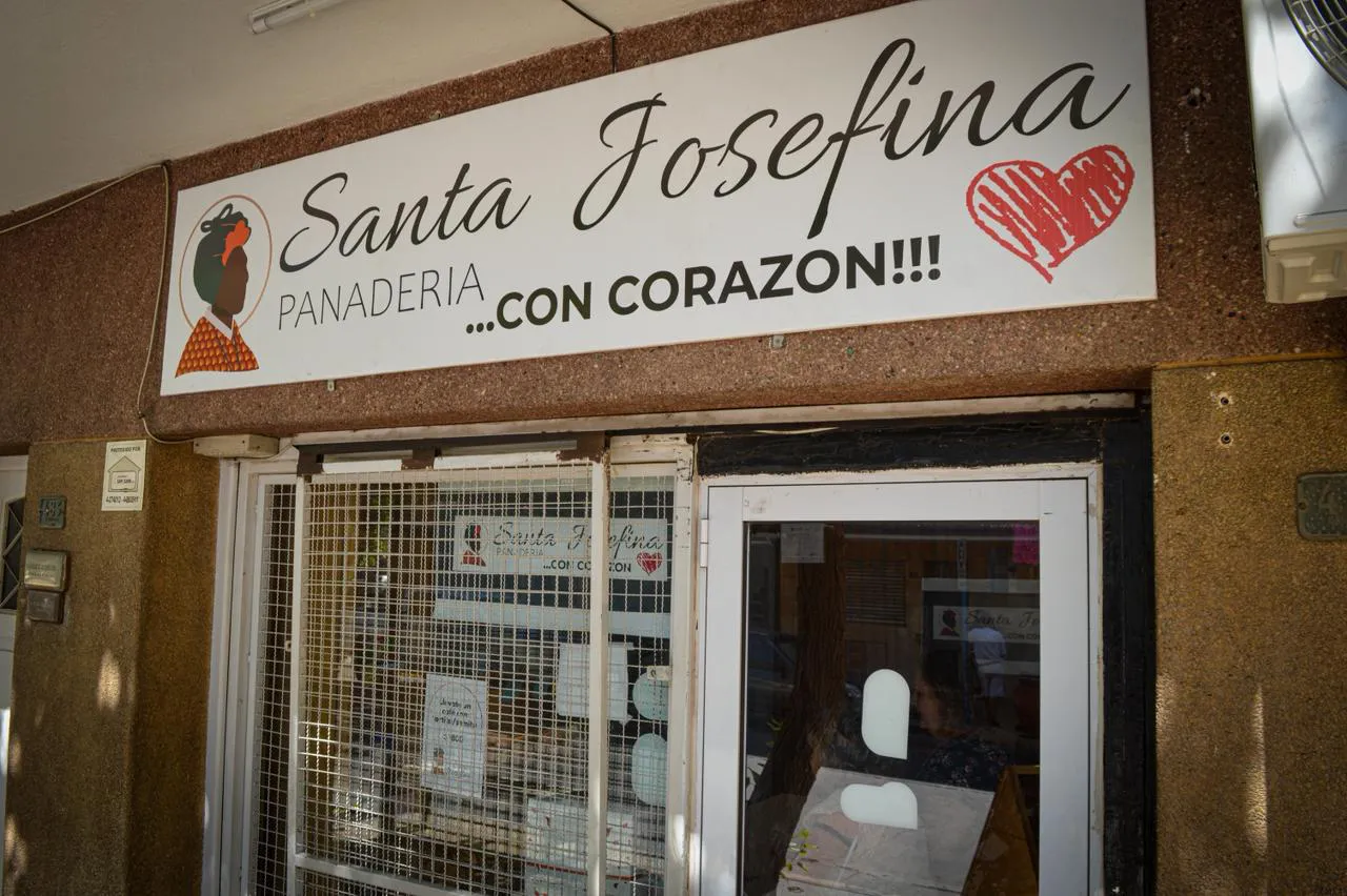 7fb78359-0929-4ce3-9fee-a5e59e797585