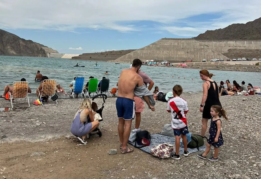 14d2729aaa97ac58dd9409730ee84f47_XL