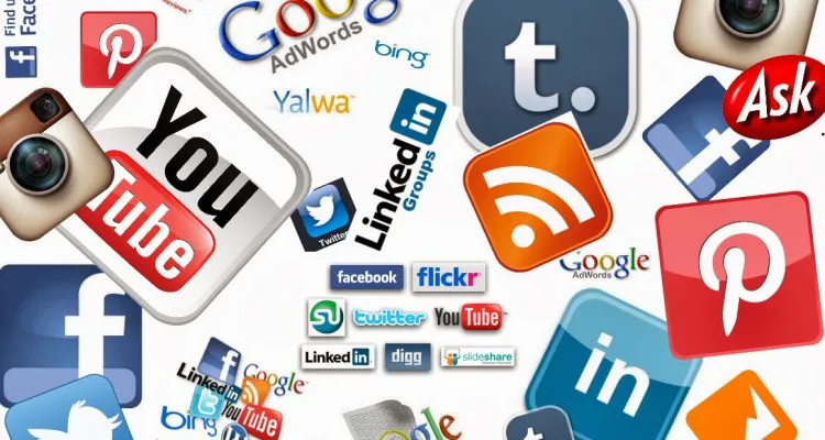 social-media-and-ecommerce-750x400