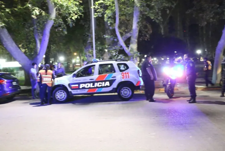policia parque de mayo