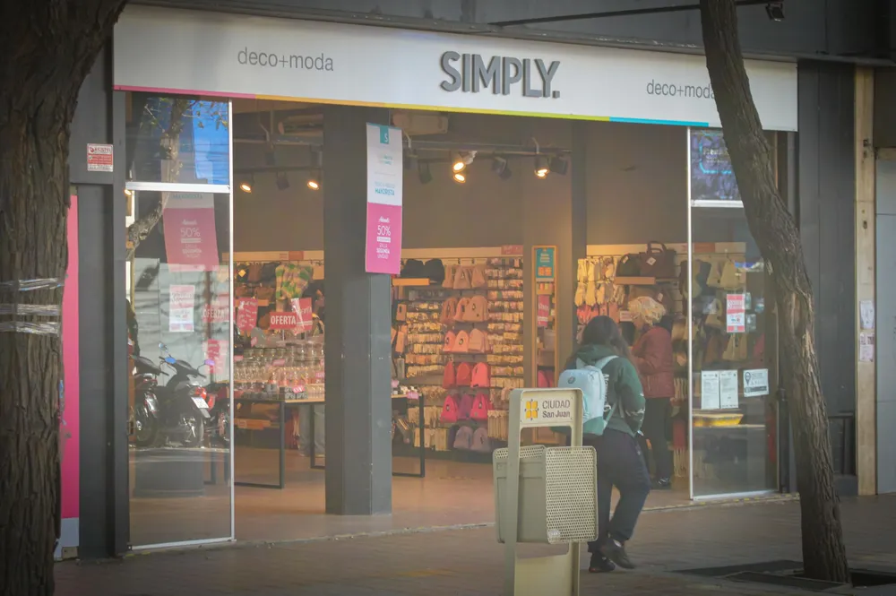 9b036c7c-8cbb-4195-a99d-2d3fb6ee2f86