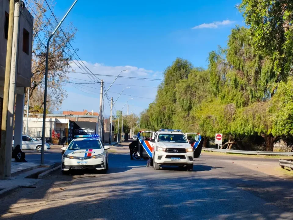 Lateral de Circunvalación policía
