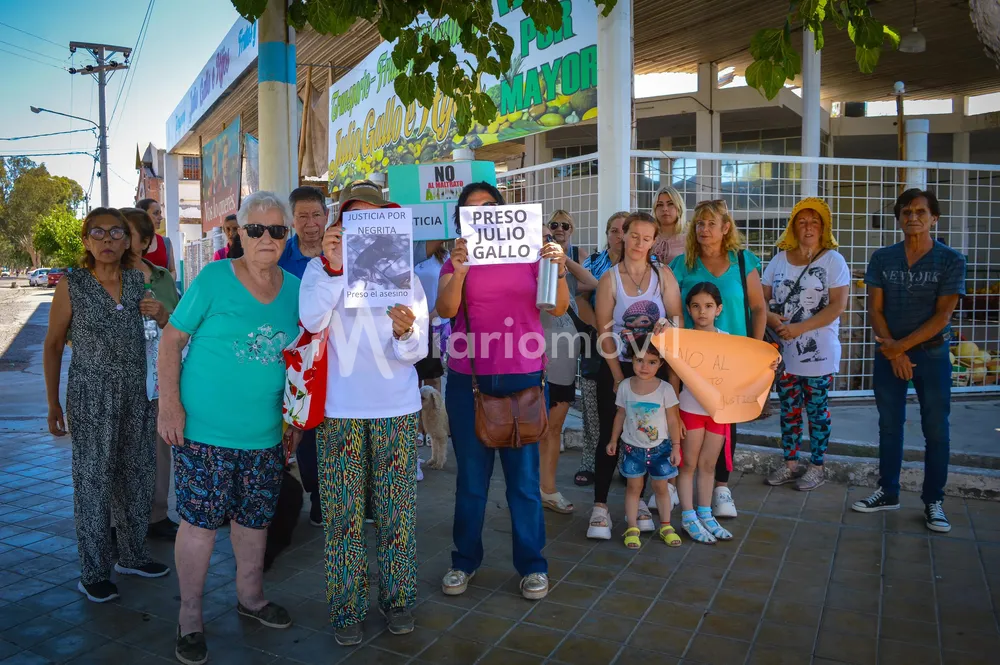 4d8c0519-dcd6-41bc-8b91-1f4d146c2bae