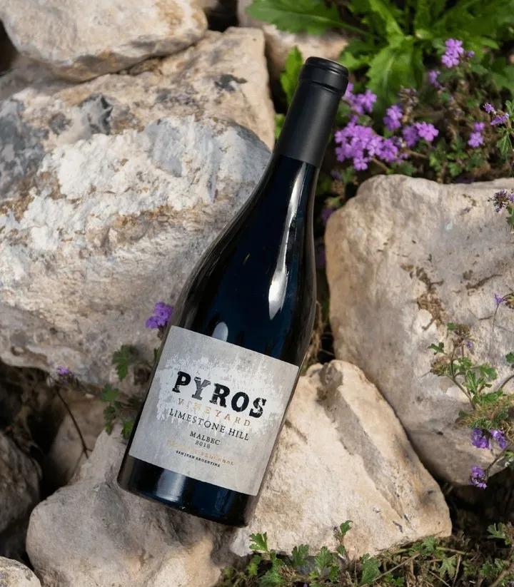El Pyros Limestone Hill Malbec 2018, vino de alta gama de San Juan.
