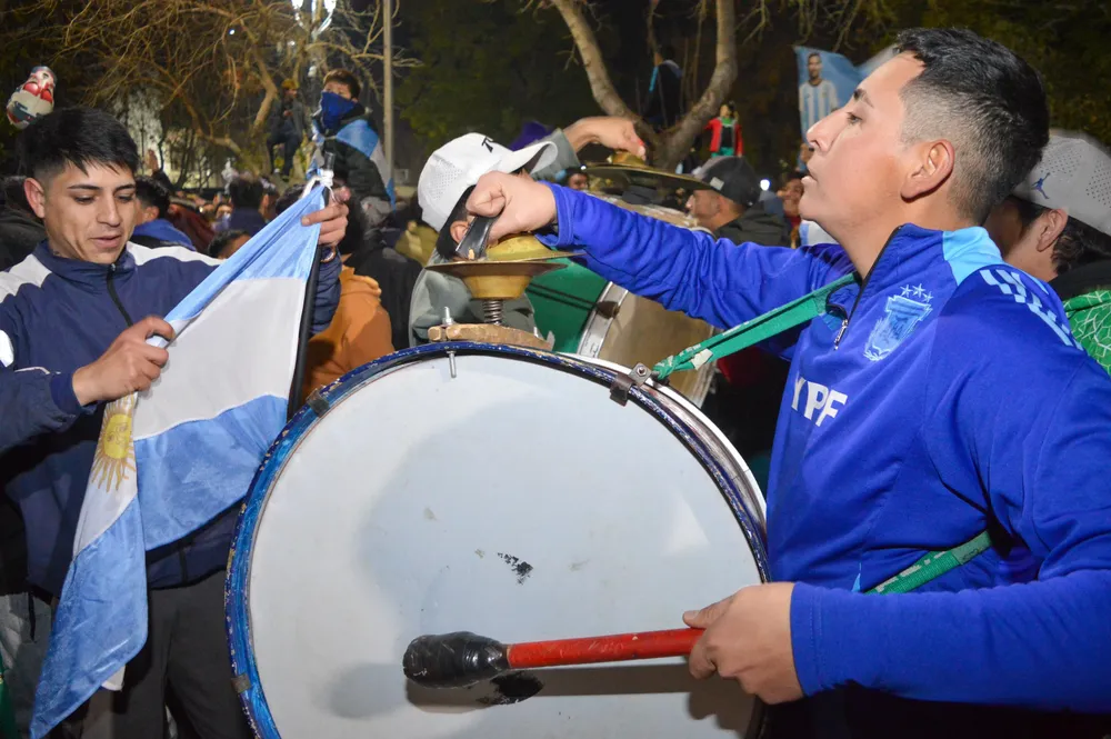 94d0b051-a8ed-4c1e-ae6d-99ffc0107f8a