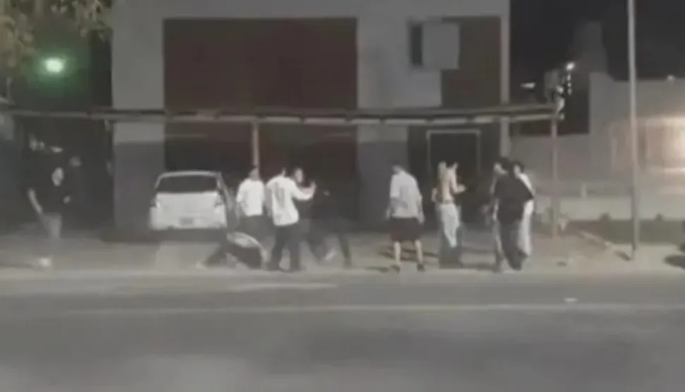 Pelea salida del bolichhe