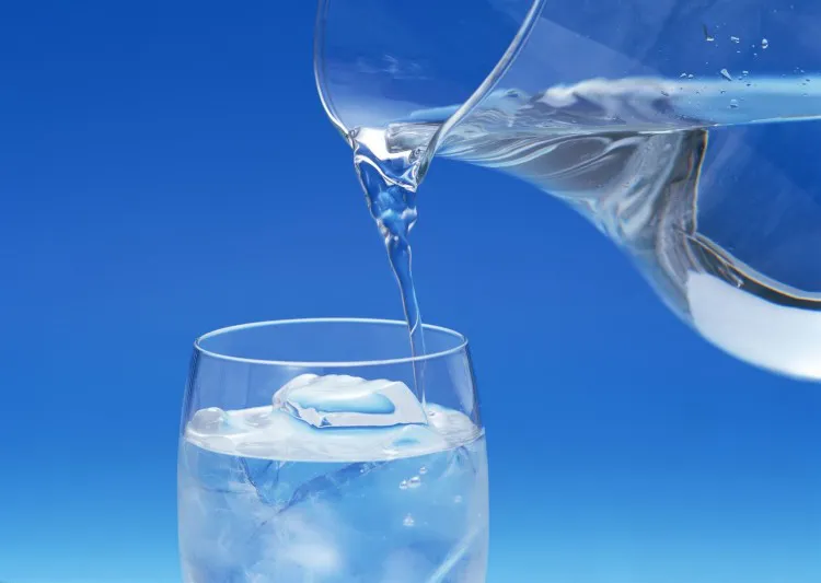 jarra-con-agua_1000_750
