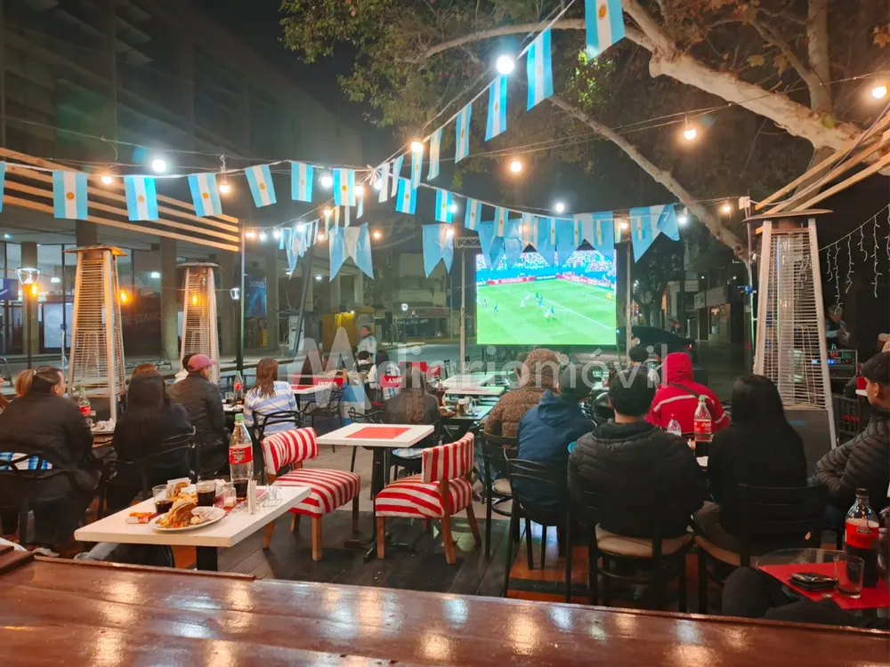 pantalla gastronómicos partido argentina selección 