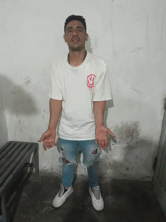 WhatsApp Image 2025-10-22 at 22.57.51