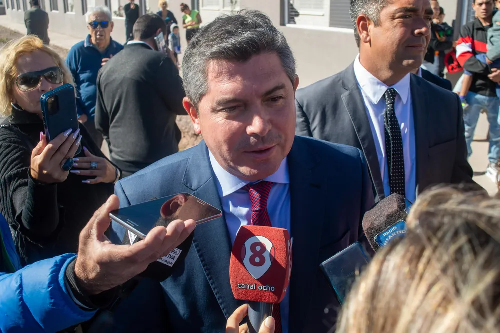 7c3e99dd-c1b2-4bd1-9889-f221d1e6d143