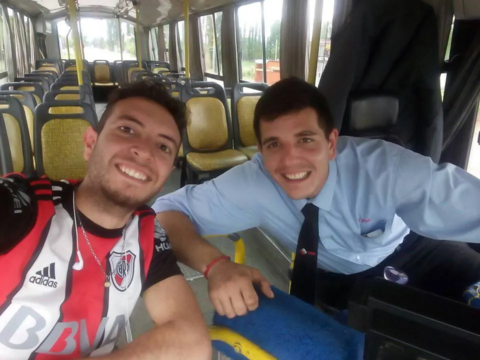 Colectivero mendocino honesto