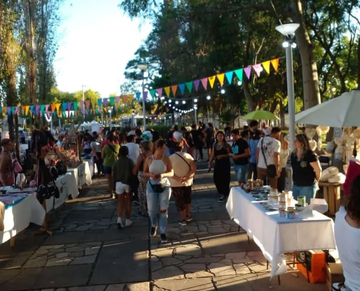 Locas por la feria