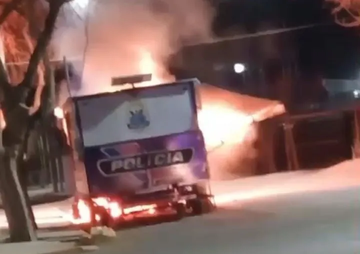 c2de38d9-7016-4bf4-bf56-b3164040489b