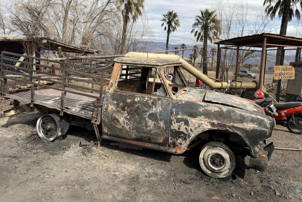 incendio viento zonda ruinas familias pérdidas