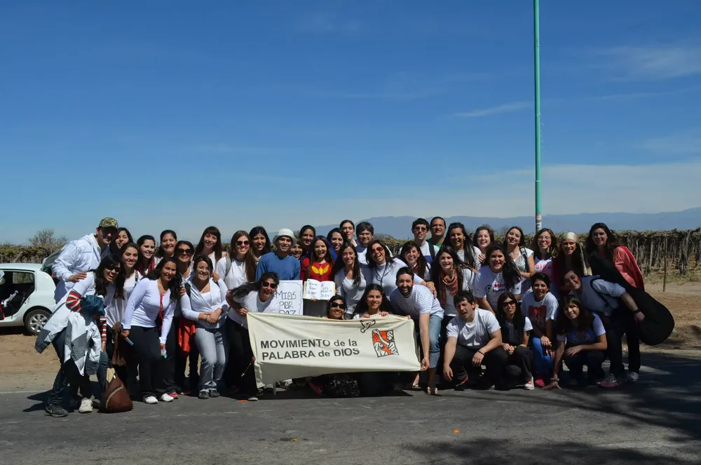 Foto Jóvenes Movimiento de la Palabra de Dios