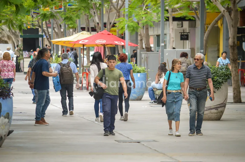 comercio peatonal calor San Juan