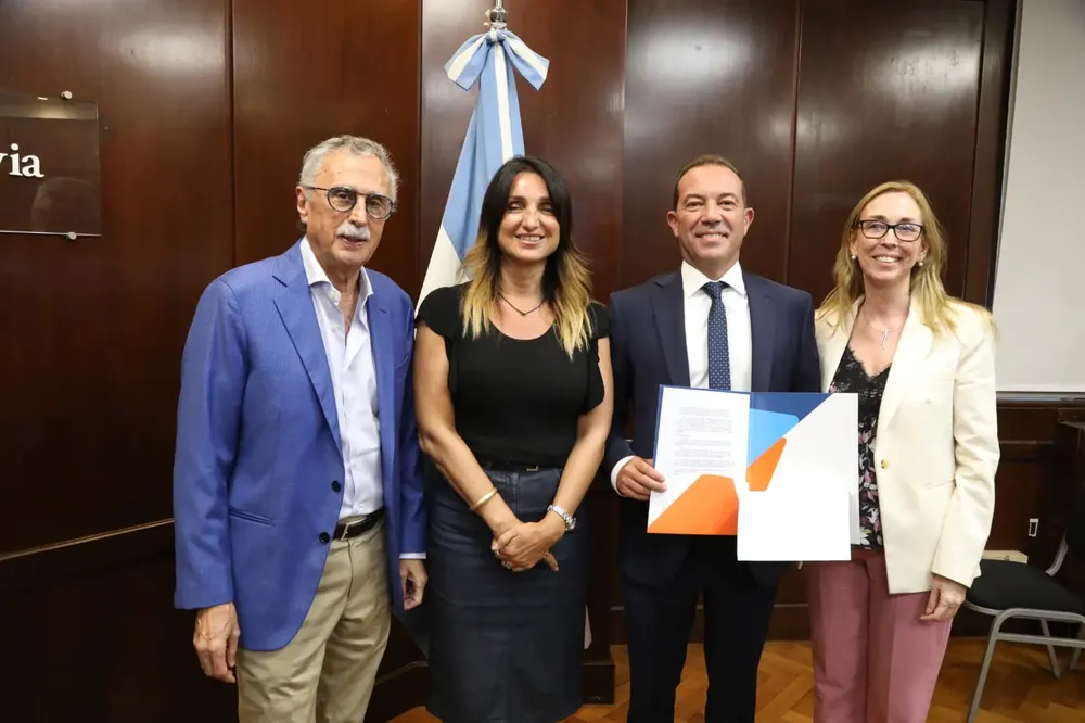 WhatsApp Image 2025-02-17 at 19.36.40