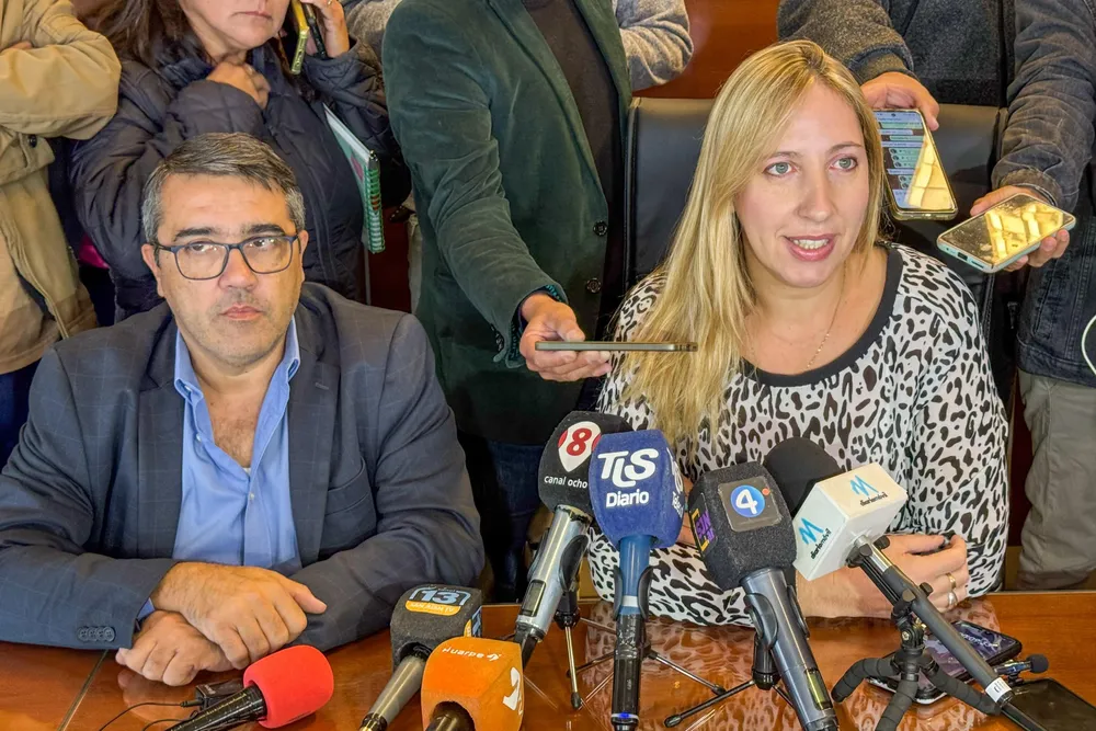 43b2d860-a103-40c4-83d0-46709f545dc3