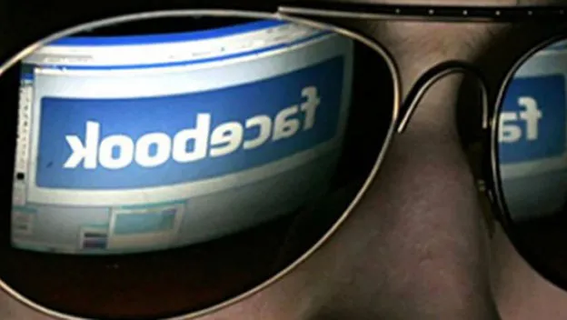 Engaño vía Facebook