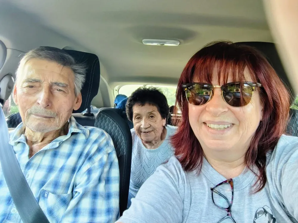 Adriana del Valle Aguirre y su padre