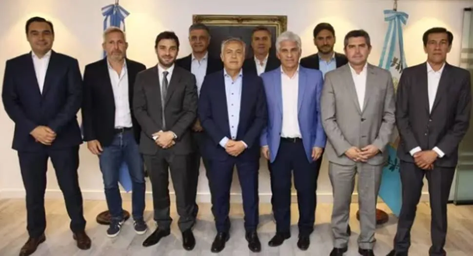 Marcelo Orrego y gobernadores de Juntos por el Cambio