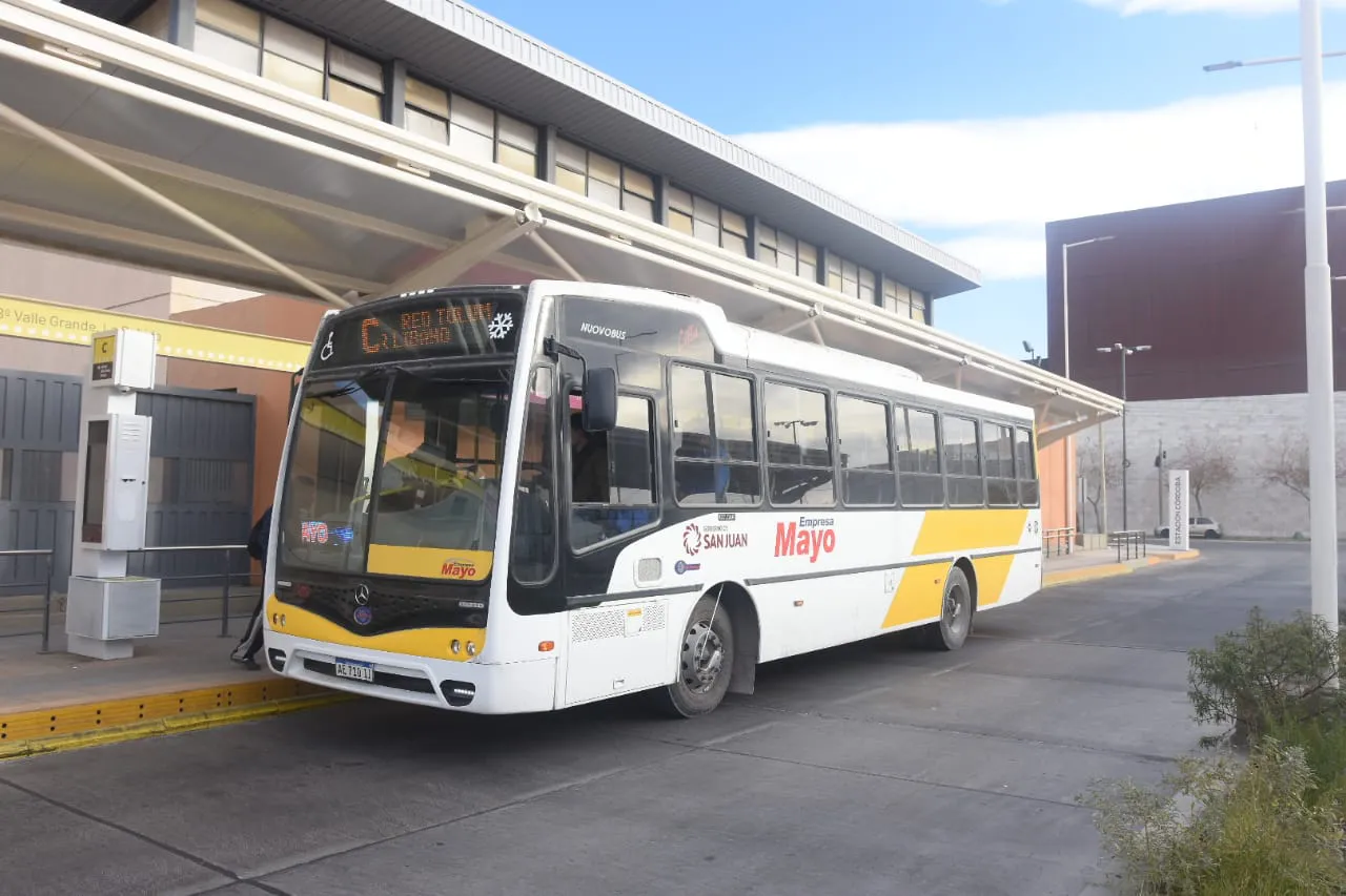 c5c35a38-45e6-4d48-a1d6-3b7f967c78a8