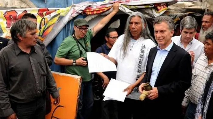Macri y Qom