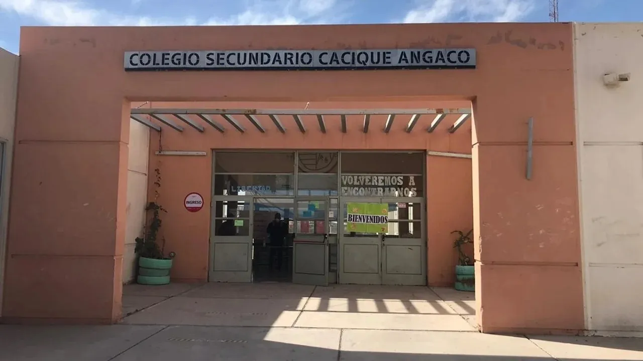 Colegio Cacique
