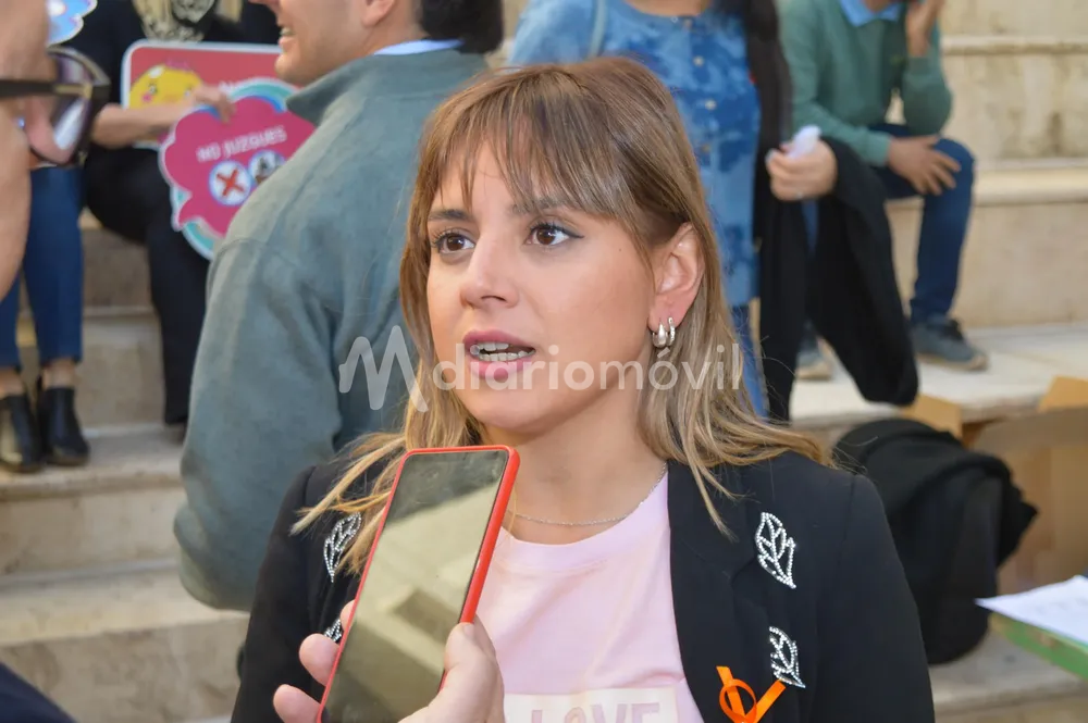 Débora Riveros Débora Riveros