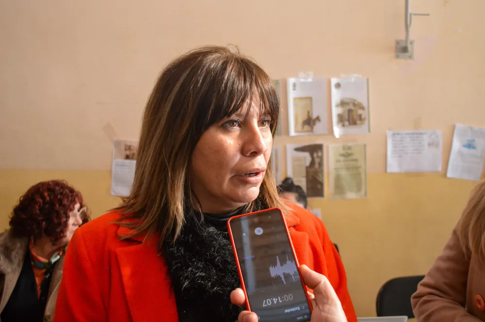 e0ffc15d-baf8-43e9-b308-f153d231503f