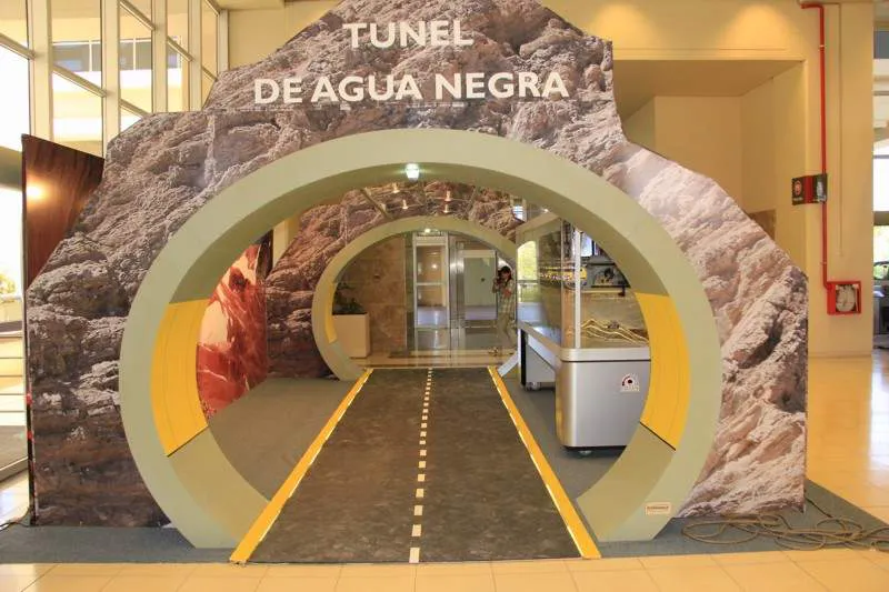 Túnel de Agua Negra