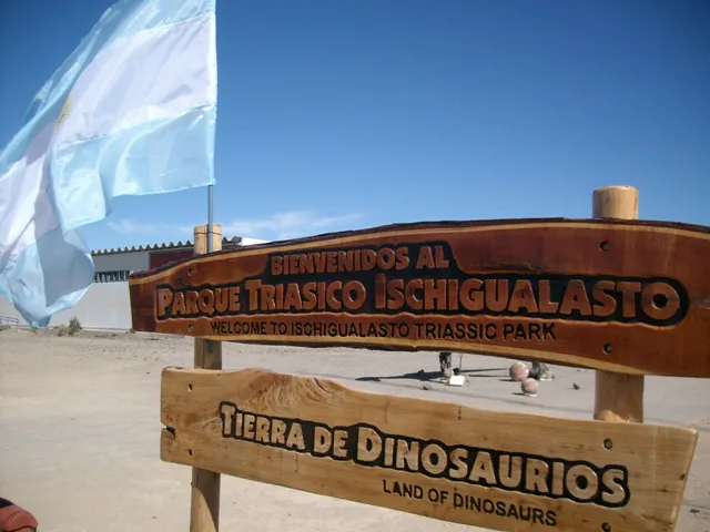 SANYO DIGITAL CAMERA