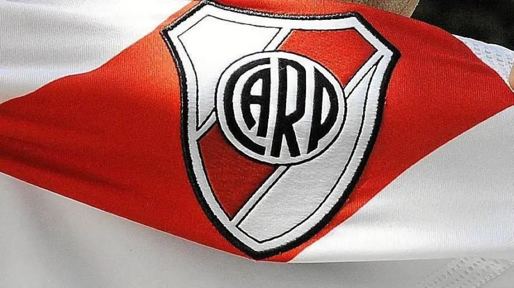 escudo-river-03