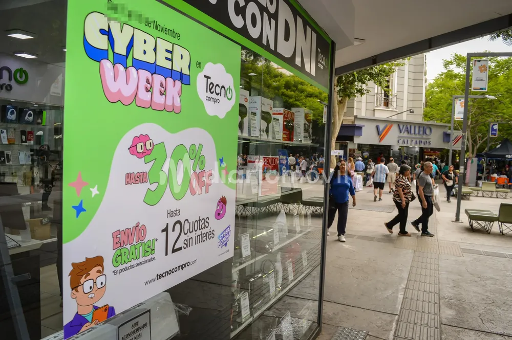 multimedia_grande_a74e4a553c5bd034_NzI4YTIyYWEtMTlhMy00YWU5LTk1ZDAtN2Y0N2JiYzRfZ3JhbmRlLndlYnA_