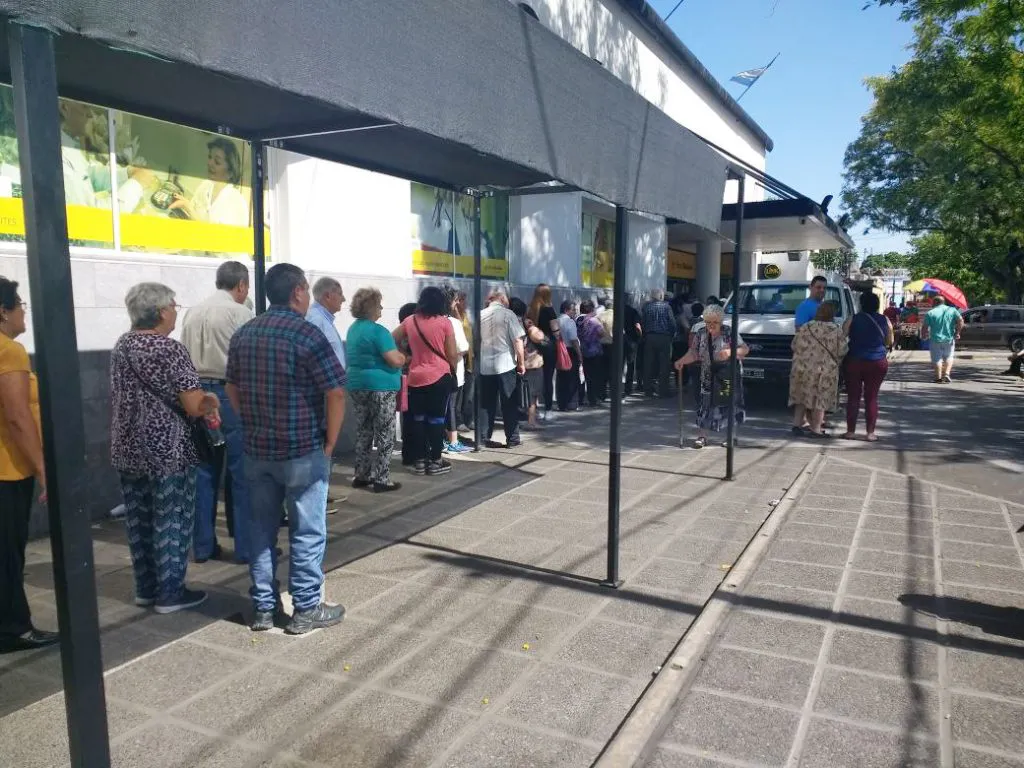 abuelos-jubilados-banco-3-1024x768