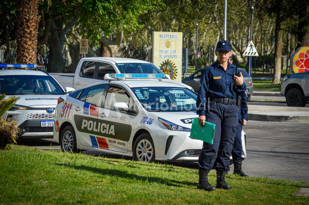 patrulleros policias parque centro civico operativos verano primavera 21 de septiembre (1)